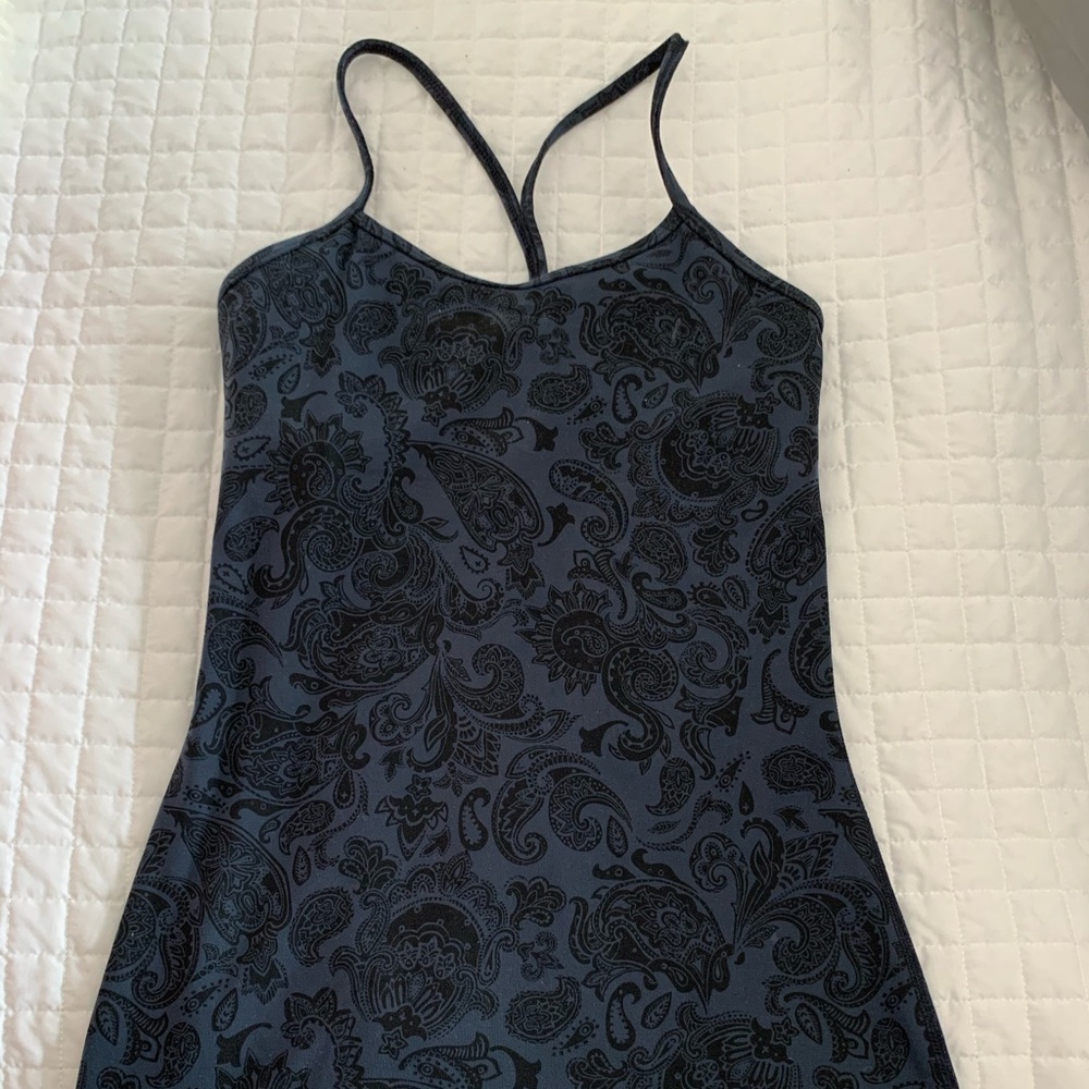 Lululemon power Y tank
